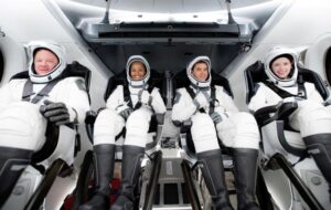 اولین سفر خصوصی مسافری به فضا