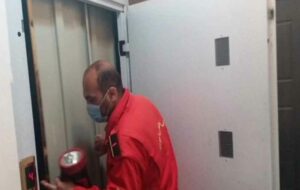 نجات پنج شهروند تبریزی محبوس در آسانسور