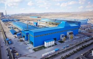 صادرات ۱۰۰ میلیون دلاری صنعت فولاد آذربایجان‌شرقی