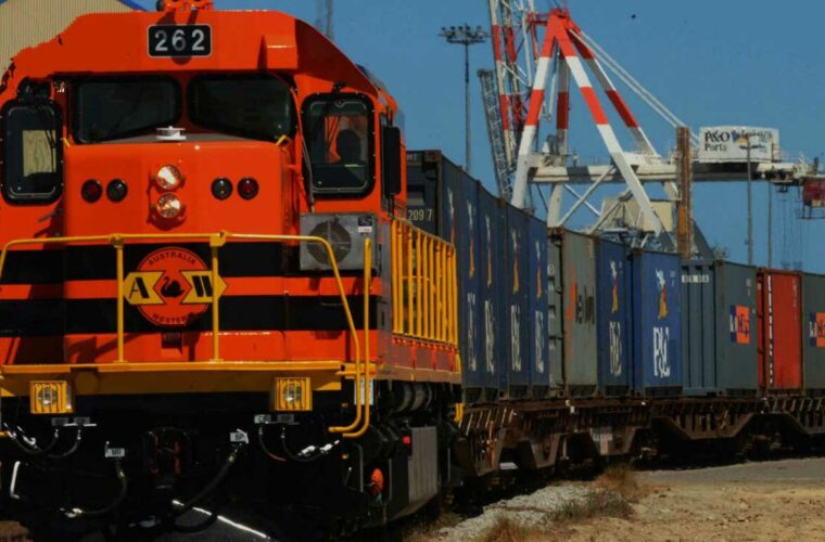 میزان حمل و نقل بین‌المللی ناوگان ریلی راه‌آهن آذربایجان ۳۸ درصد افزایش یافت