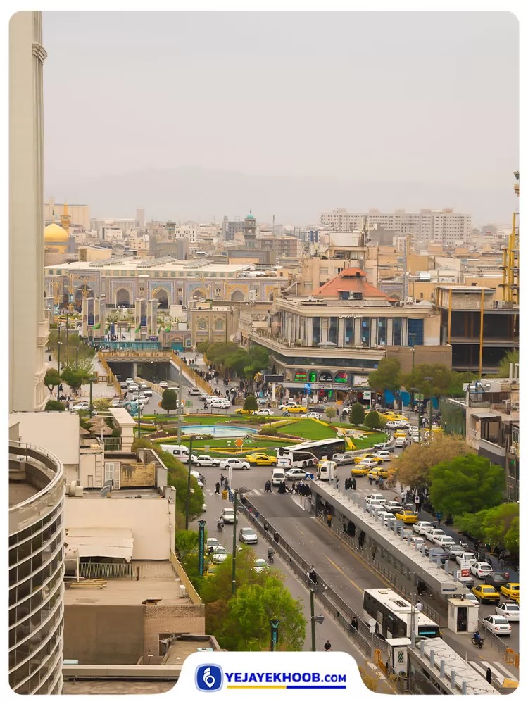 نمای حرم از داخل اتاق هتل سایه مشهد